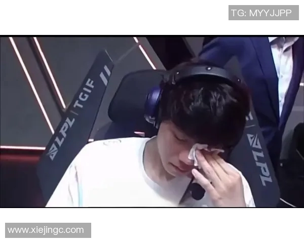 BLGKnight在团战中展现超强指挥能力助力团队逆转局势的精彩瞬间